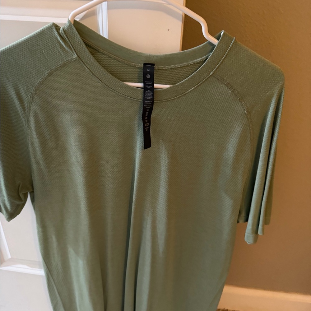Lululemon Athletica Olive Short Sleeve Tee